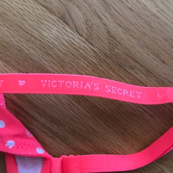 🌺Victoria’s Secret Bra - Picture 6 of 8